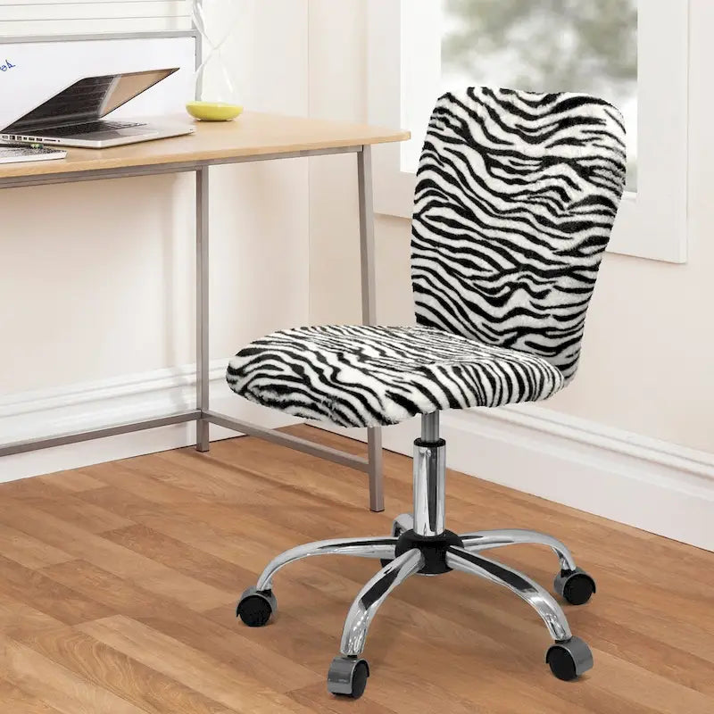 Glam Task Chair with Adjustable Height and 360° Swivel